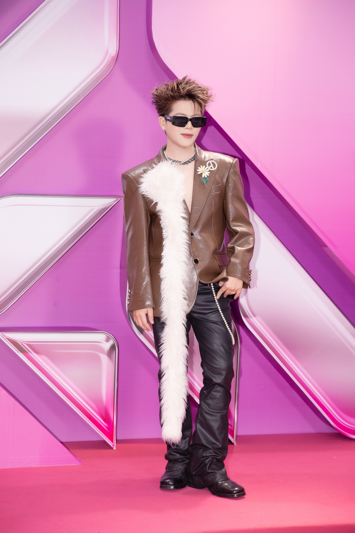 Thảm đỏ khủng Em Xinh Say Hi: Bích Phương - Bảo Anh và dàn mỹ nhân