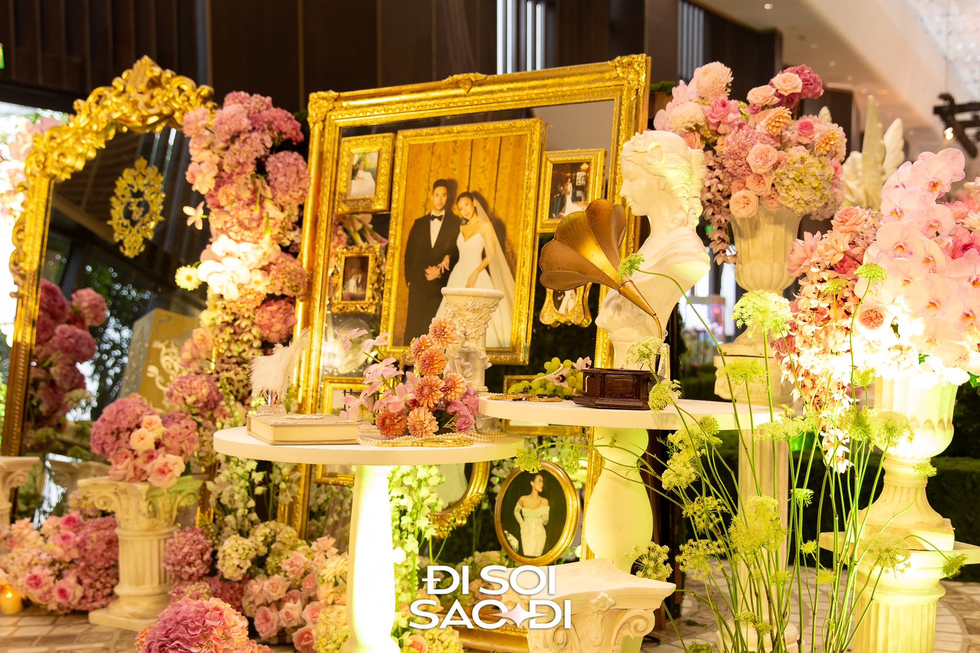 Ái nữ nhà tỷ phú Johnathan Hạnh Nguyễn hoá công chúa trong lễ cưới, visual bùng nổ bên cạnh chồng gốc Dubai- Ảnh 6.