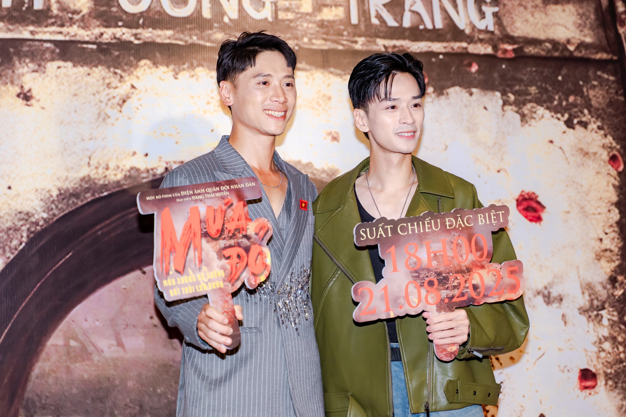 Thảm đỏ hot nhất hôm nay: Hứa Vĩ Văn U50 vẫn lấn át hội nam thần, 1 nàng thơ đẹp quá mức thách thức mọi filter- Ảnh 16. Thảm đỏ hot nhất hôm nay: Hứa Vĩ Văn U50 vẫn lấn át hội nam thần, 1 nàng thơ đẹp quá mức thách thức mọi filter- Ảnh 16.