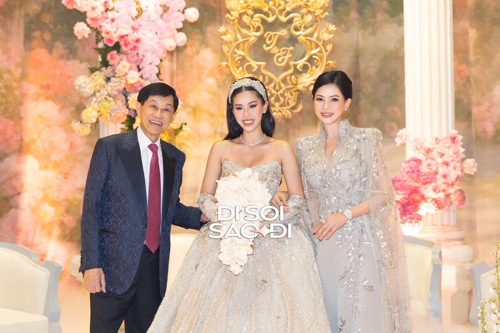 Cùng là đám cưới nhưng đây là chuyện Tiên Nguyễn được làm, Hà Tăng - Linh Rin thì không!- Ảnh 6. Cùng là đám cưới nhưng đây là chuyện Tiên Nguyễn được làm, Hà Tăng - Linh Rin thì không!- Ảnh 6.