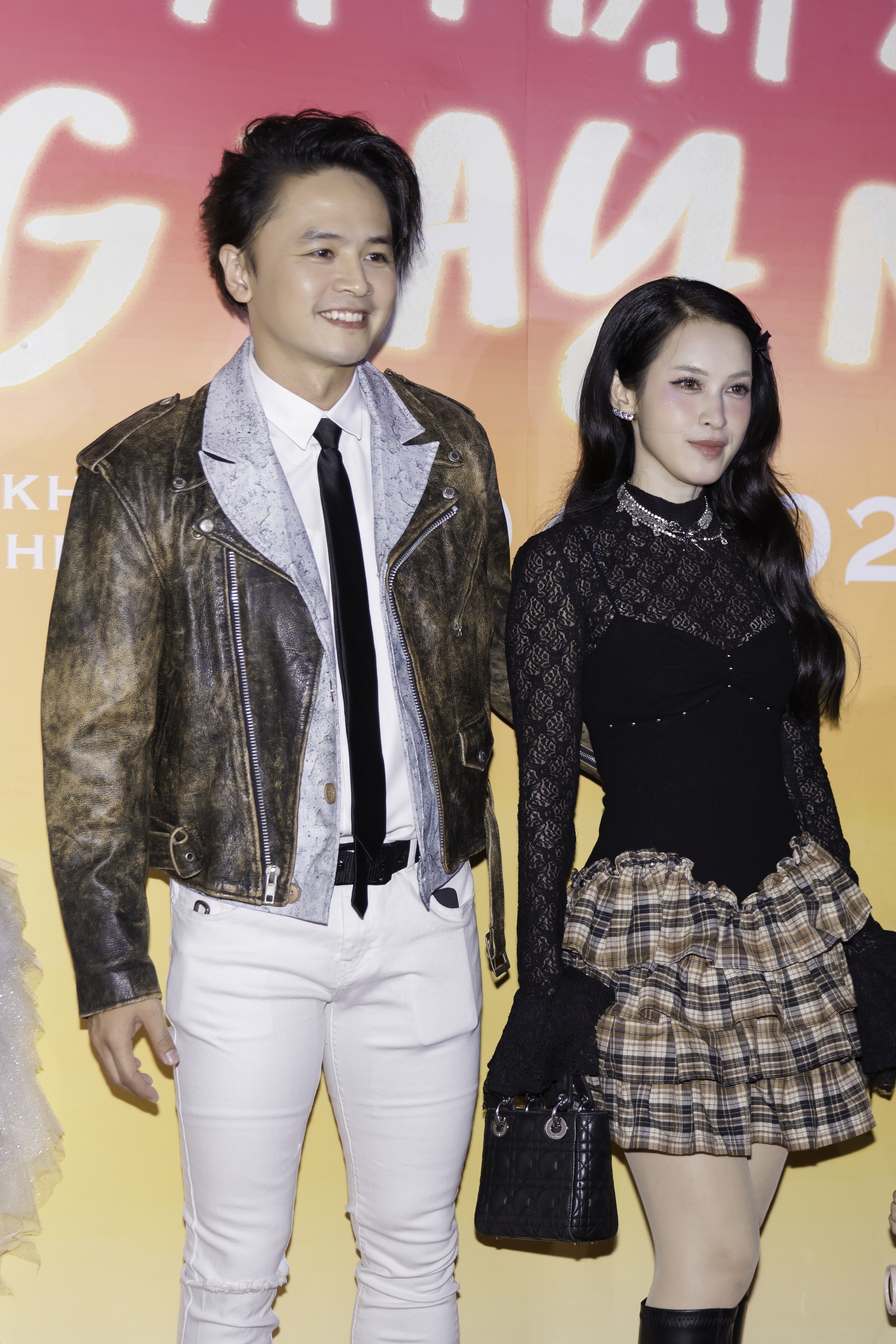 Thảm đỏ hot nhất hôm nay: “Mẹ 4 con” Minh Hà vẫn đẹp như thiếu nữ, mỹ nhân 17 tuổi thua Hoa hậu mỗi cái vương miện- Ảnh 13.