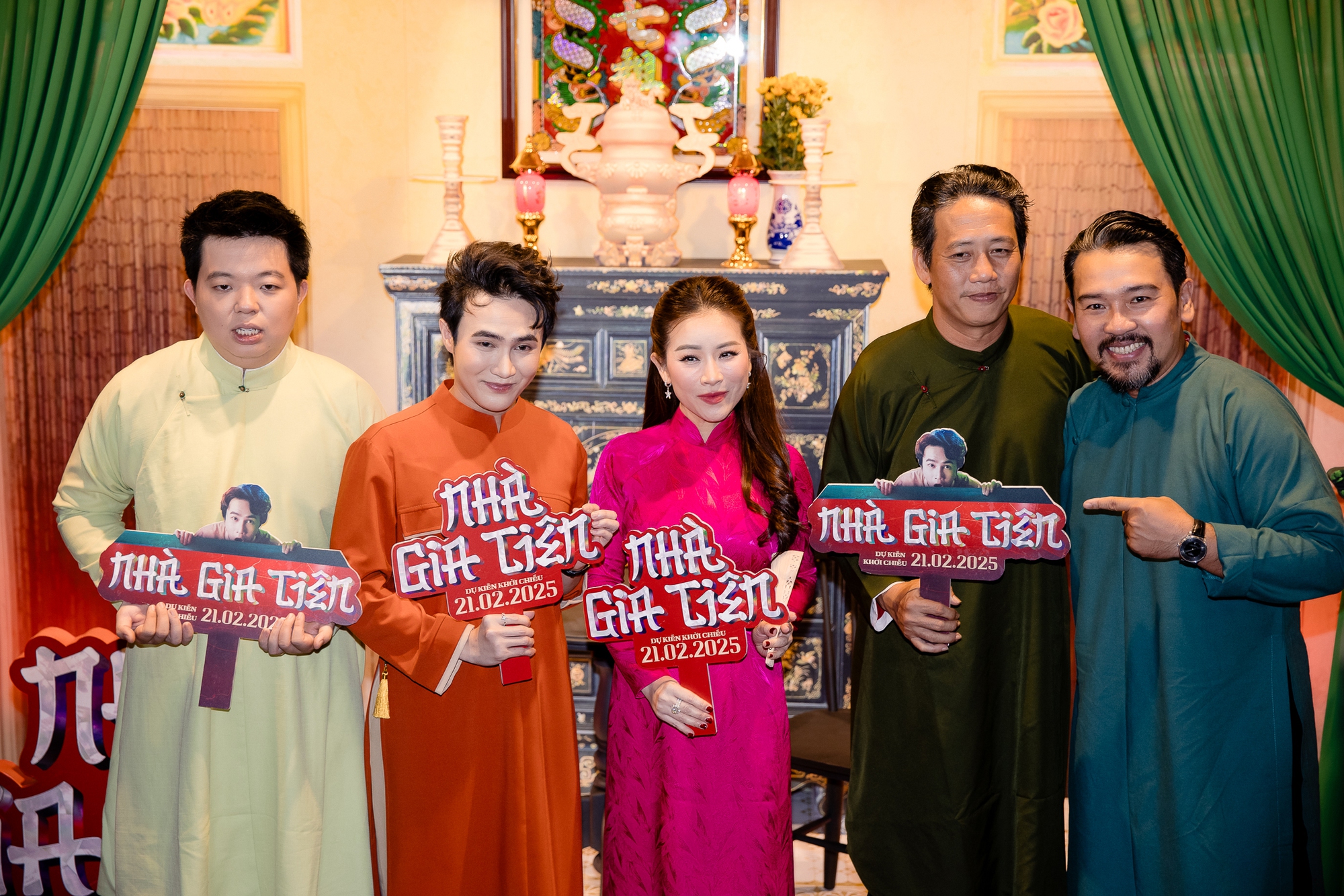 1 sao nữ Vbiz khoe visual đỉnh chóp khi mang bầu, dân tình nô nức