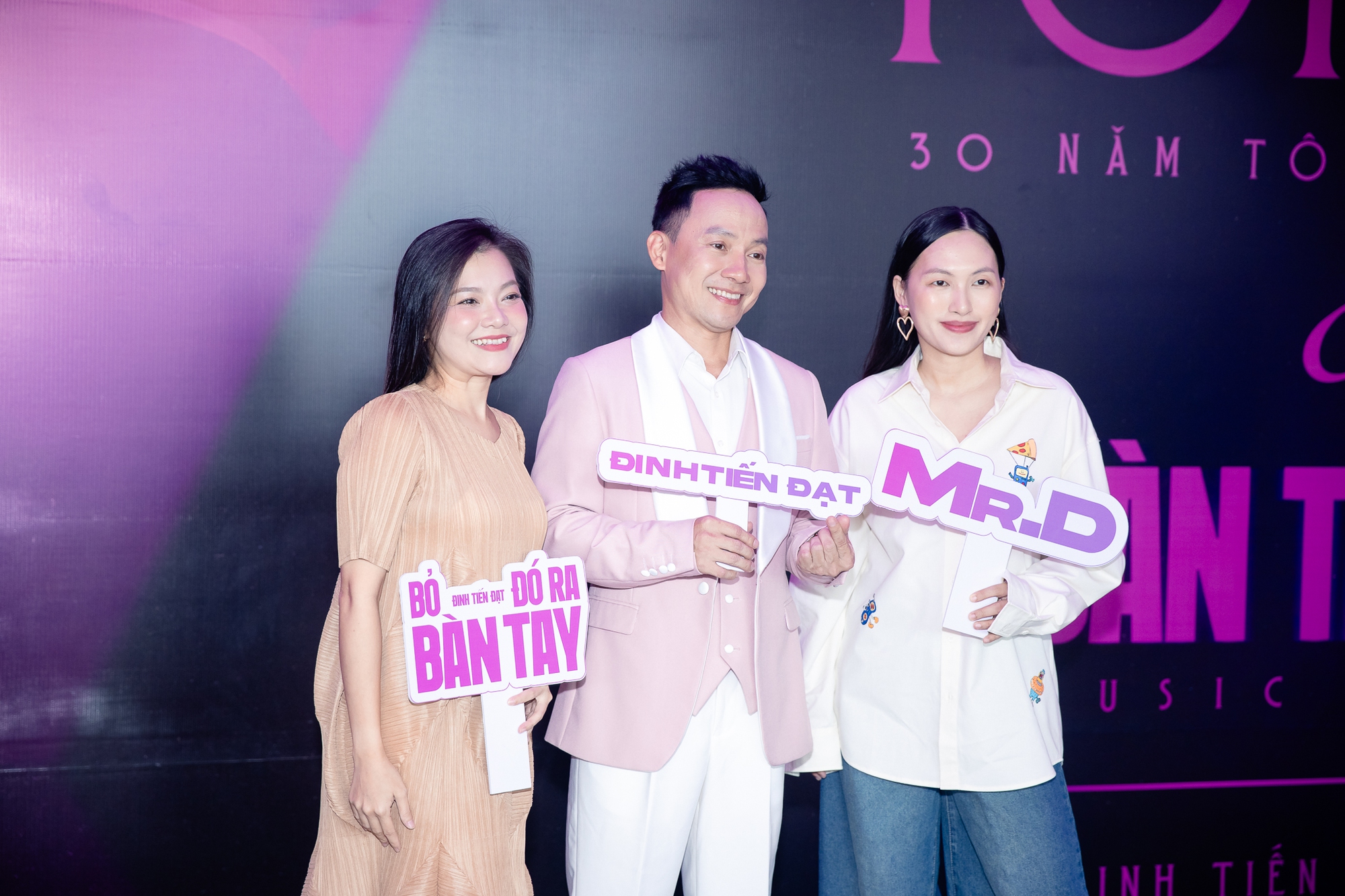 Mỹ nhân gây sốt ở Gia đình Haha lộ visual thật, 1 Chị Đẹp tái xuất hậu sinh con!- Ảnh 2. Mỹ nhân gây sốt ở Gia đình Haha lộ visual thật, 1 Chị Đẹp tái xuất hậu sinh con!- Ảnh 2.