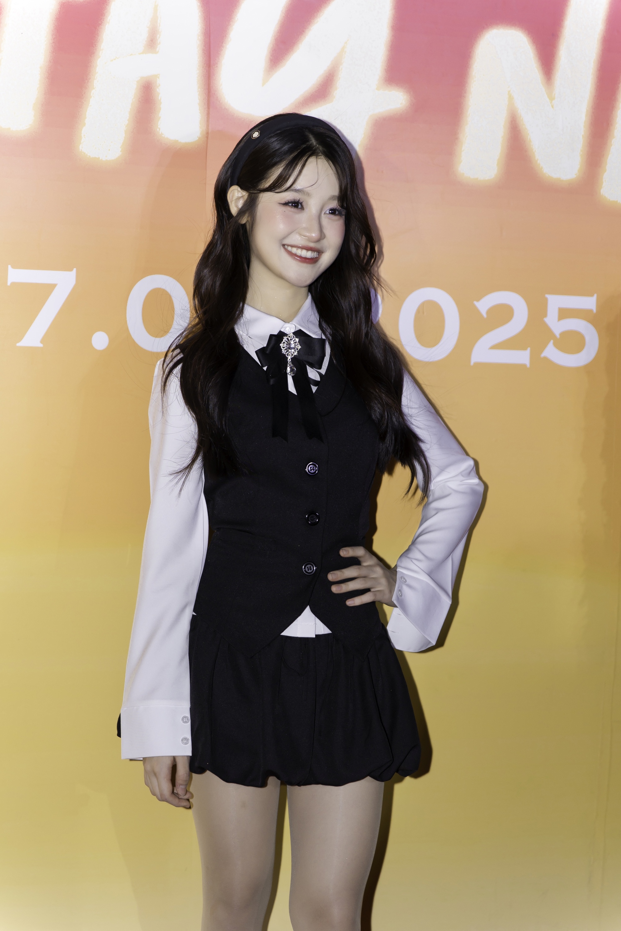 Thảm đỏ hot nhất hôm nay: “Mẹ 4 con” Minh Hà vẫn đẹp như thiếu nữ, mỹ nhân 17 tuổi thua Hoa hậu mỗi cái vương miện- Ảnh 7.