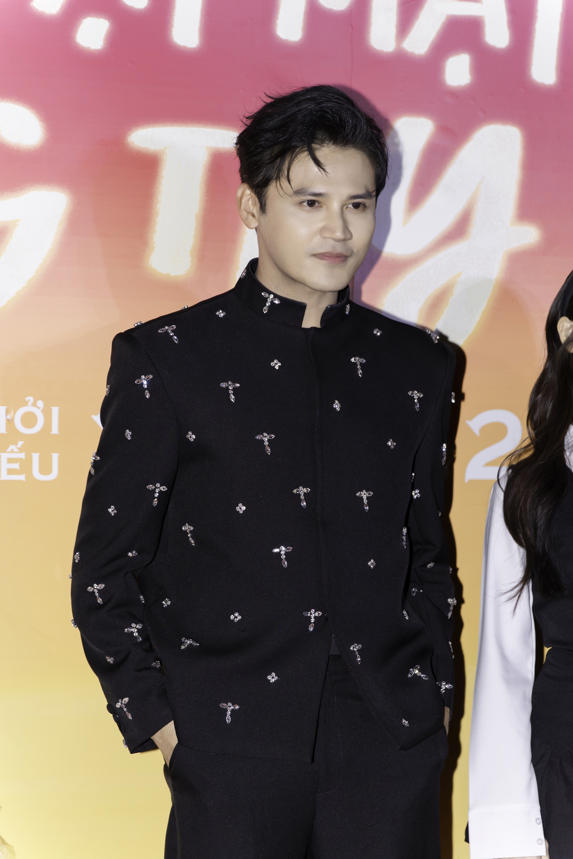 Thảm đỏ hot nhất hôm nay: “Mẹ 4 con” Minh Hà vẫn đẹp như thiếu nữ, mỹ nhân 17 tuổi thua Hoa hậu mỗi cái vương miện- Ảnh 12.