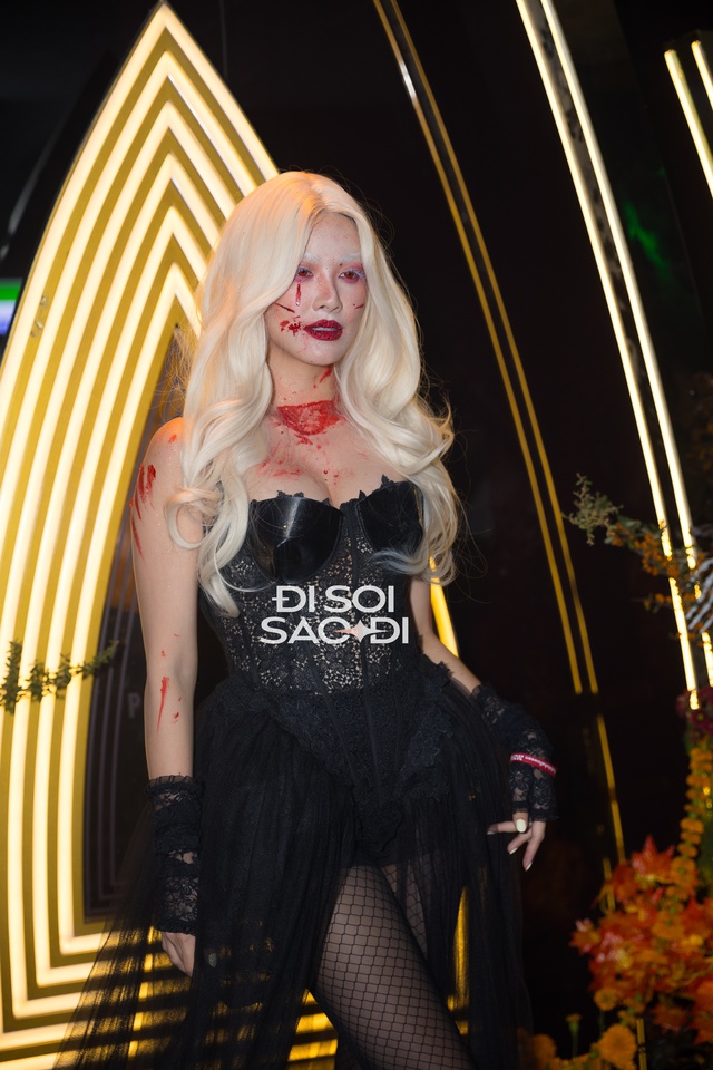 Đại tiệc Halloween đỉnh nhất từ trước đến nay của showbiz Việt: Dàn sao hot đổ bộ nhưng không nhận ra ai là ai!- Ảnh 12.