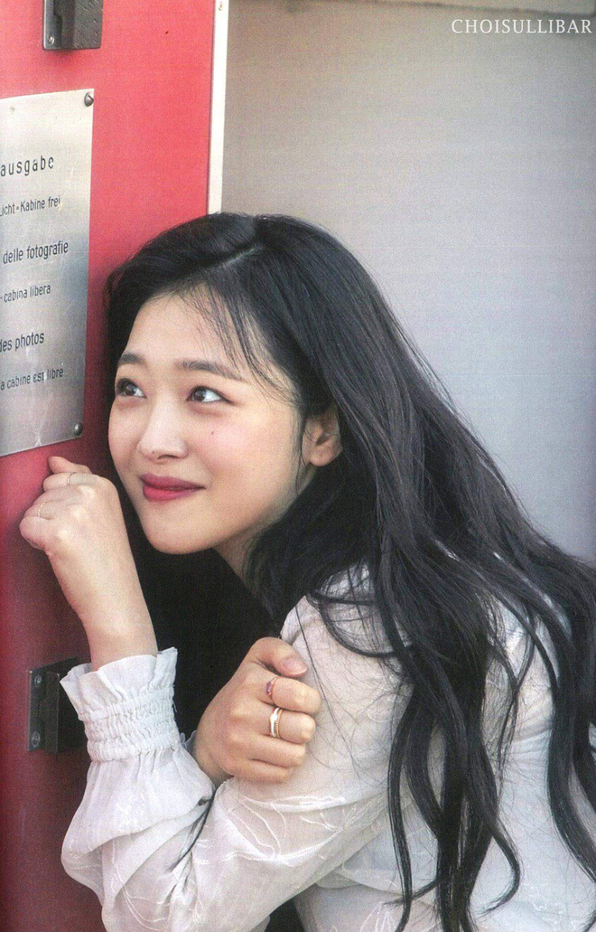 Sulli - Kim Sae Ron - Goo Hara lộ điểm trùng hợp bất ngờ liên quan tới 1 nhân vật mới- Ảnh 2.