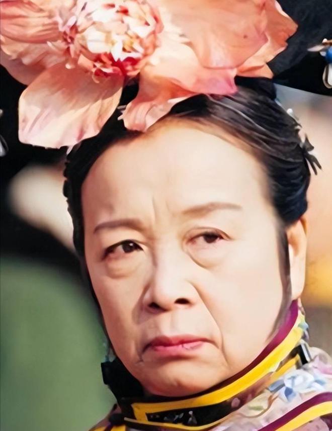 “Dung ma ma” bị công chúng căm ghét, ném trứng thối giờ ra sao?- Ảnh 1.