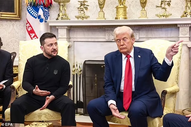 Ông Trump tỏ thái độ bất ngờ khi thấy ông Zelensky không mặc vest: Báo Anh công bố tình tiết hé lộ sự thật- Ảnh 1.