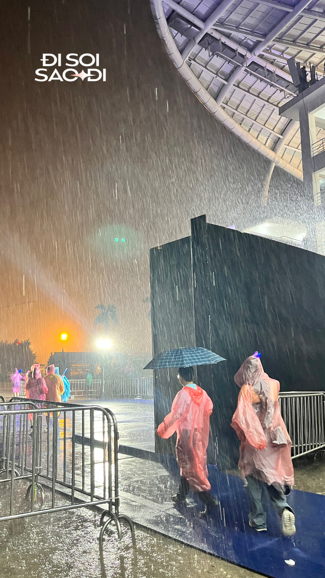 HIEUTHUHAI phát ngôn gây bão giữa concert mưa lịch sử: