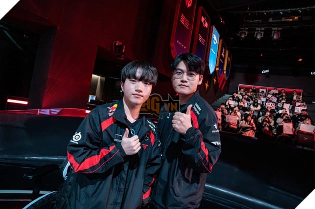 LMHT: Keria có những chia sẻ hoàn toàn mâu thuẫn với tuyên bô từ BHL T1