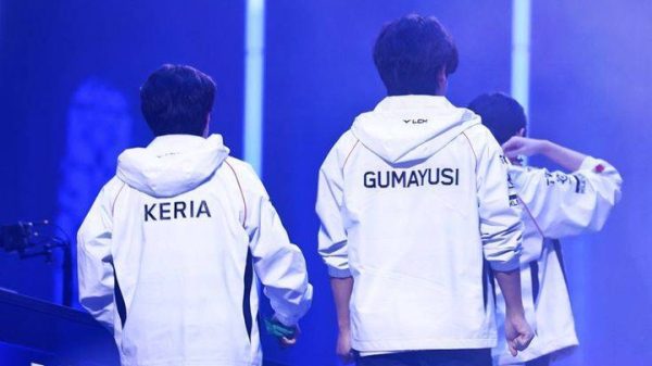 Kết quả CKTG 2025 hôm nay 15/10: T1 đại thắng FLY, 100 Thieves gây sốc trước BLG ket qua cktg 1510jpg