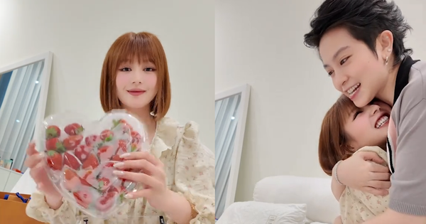 Xoài Non hớn hở ra mặt khui quà từ “anh yêu” Gil Lê, 1 giây cuối khiến hội FA khóc ròng! key phong xanh chuyen canh trong chuong trinh tin tuc thoi su01000709still235 1739720008437603871076 3 0 1008 1920 crop 173972004958069960569png