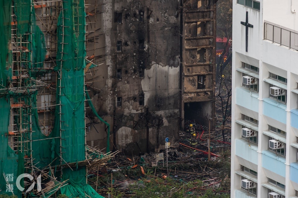 Cháy chung cư Hồng Kông: 15 giờ địa ngục và nỗi buồn người sống sót- Ảnh 3.