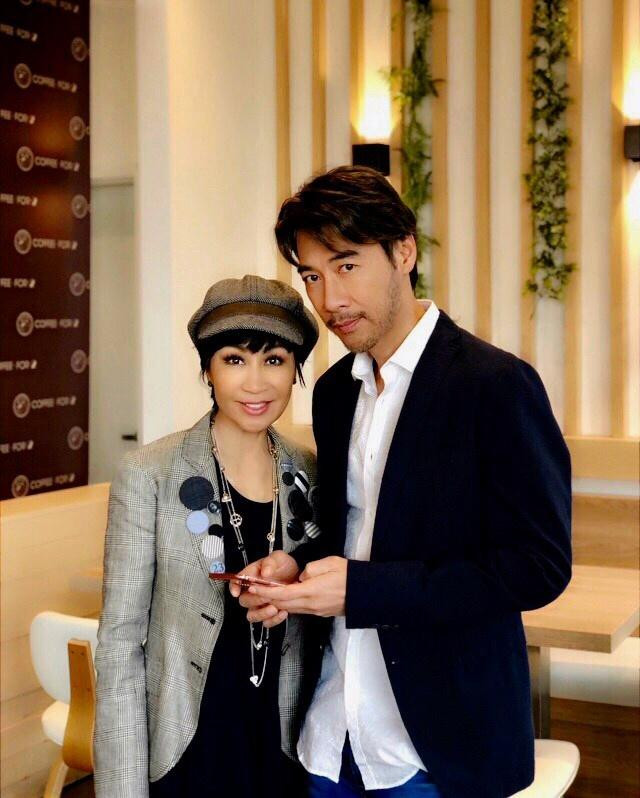 Nữ ca sĩ 1 lần đò, lấy chồng 2 kém 13 tuổi vì dính bầu: Hôn nhân viên mãn, gia đình toàn ngôi sao ca nhạc- Ảnh 3.