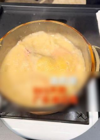 Khách ăn nửa con gà hết 7 triệu đồng: Phía nhà hàng giải thích- Ảnh 1.