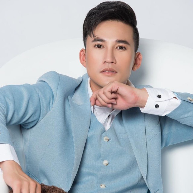 Cặp đôi đồng giới chịu chi nhất Vbiz: Tổ chức đám cưới