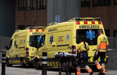 Khăn quàng cổ kẹt vào băng chuyền, người phụ nữ 55 tuổi tử vong thương tâm- Ảnh 1. Khăn quàng cổ kẹt vào băng chuyền, người phụ nữ 55 tuổi tử vong thương tâm- Ảnh 1.