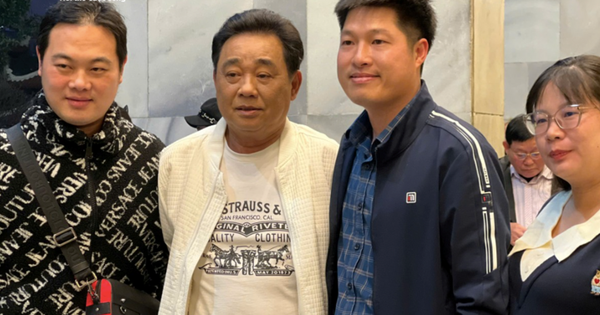 "Táo quân" ngày đầu ghi hình: Phe vé tranh giành khách, ế ẩm do hét giá cao 26 "Táo quân" ngày đầu ghi hình: Phe vé tranh giành khách, ế ẩm do hét giá cao khan1 22270765 1736991474076 17369914742032041036249 67 0 444 720 crop 1736991582703578313668png