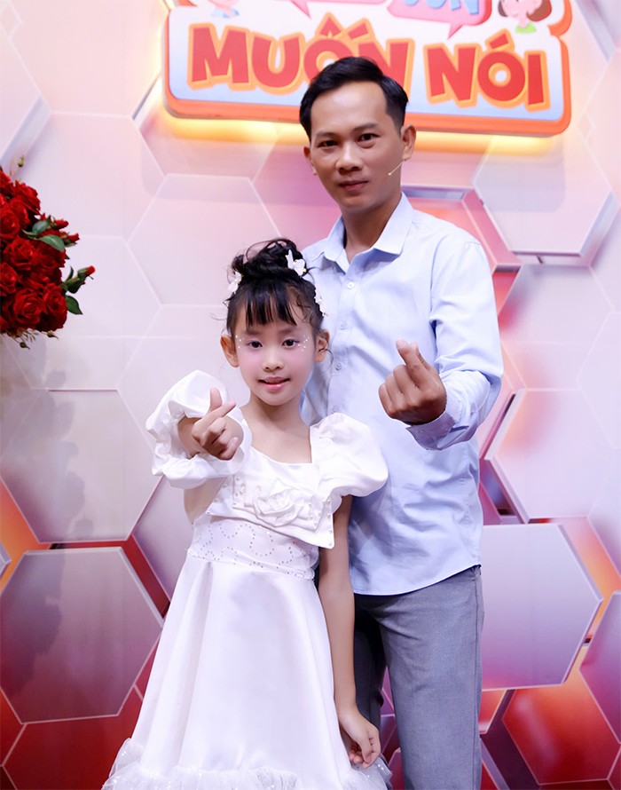 Tâm sự xúc động của bé gái 8 tuổi khi có thêm... em trai - 3