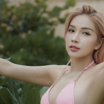 Mỹ nhân 18+ hot nhất Vbiz hiện tại: Phú bà siêu giàu "tiền rải khắp nơi", body bốc lửa khác xa trên màn ảnh khanhu6 1682336090721 1741447948258 1741447948403197195199 60 0 594 1020 crop 17414480242281002039369png