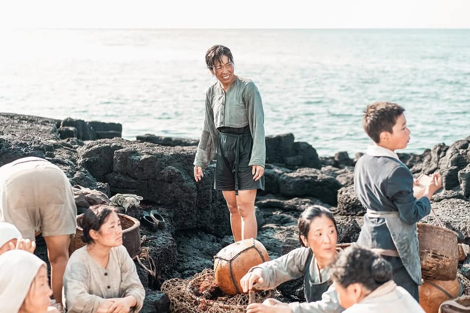 Hải nữ là nghề gì mà khiến IU