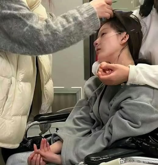 "Triệu Lộ Tư là kẻ hai mặt!" khoc9a 1737961466920 1737961467022411863358