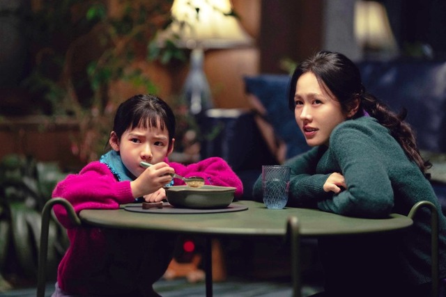 Son Ye Jin làm gì để cứu vớt cuộc hôn nhân đang vụn vỡ?- Ảnh 3.