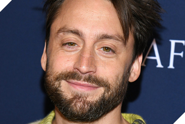 Ngoi sao Phim Succession Chinh Thuc Gia Nhap Vu Tru The Hunger Games Ngôi sao Phim Succession Chính Thức Gia Nhập Vũ Trụ The Hunger Games