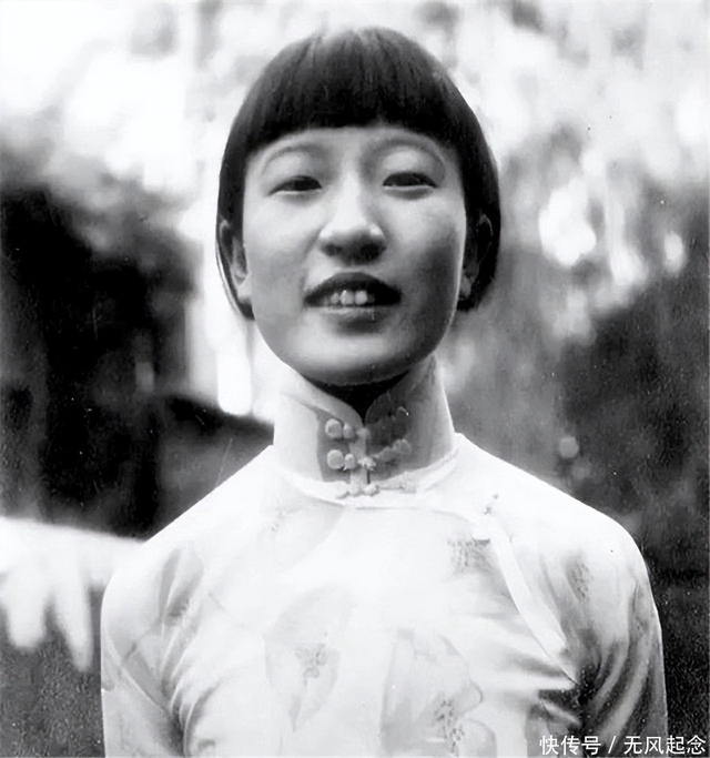 Quận chúa cuối cùng vạch trần 8 cái sai của phim ảnh về nhà Thanh: Nô tài chưa bao giờ Quận chúa cuối cùng vạch trần 8 cái sai của phim ảnh về nhà Thanh: Nô tài chưa bao giờ