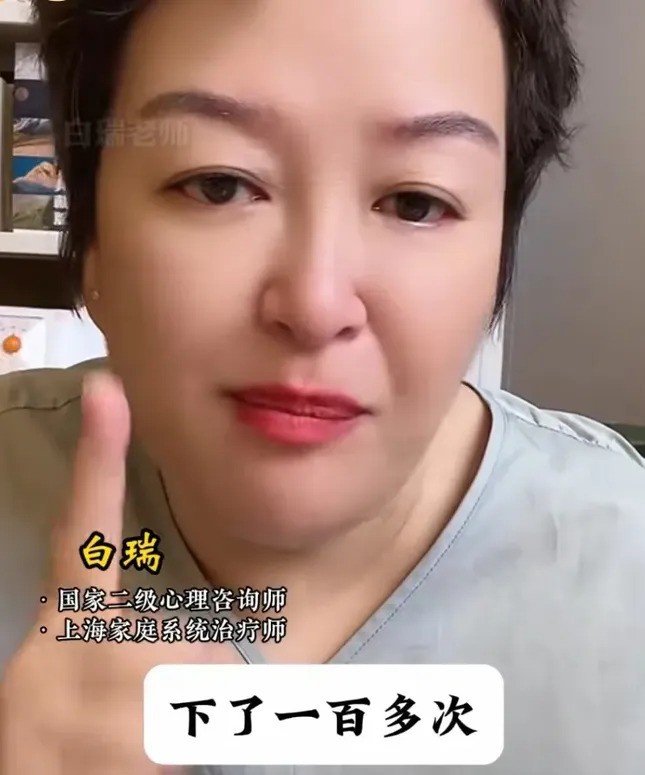 kim-quan1-1750040449-519-width645height775 Sự thật đau lòng về cái chết của MC Kim Quân - 1