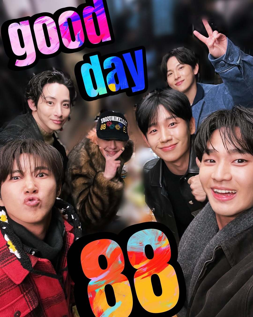 Kim Soo Hyun - Jung Hae In thân thiết cỡ nào?- Ảnh 2. Kim Soo Hyun - Jung Hae In thân thiết cỡ nào?- Ảnh 2.