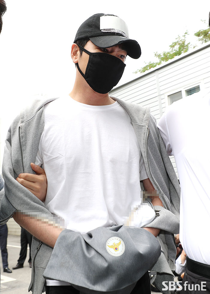 Quả báo dành cho nam diễn viên hàng đầu xâm hại 2 đồng nghiệp, liên tục có lời khai gây phẫn nộ- Ảnh 2.