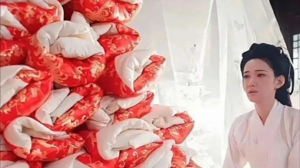 Bộ phim gây sốc vượt qua khâu kiểm duyệt, vừa chiếu đã bị gỡ khỏi toàn bộ nền tảng kl2 1750132800 987 width690height770