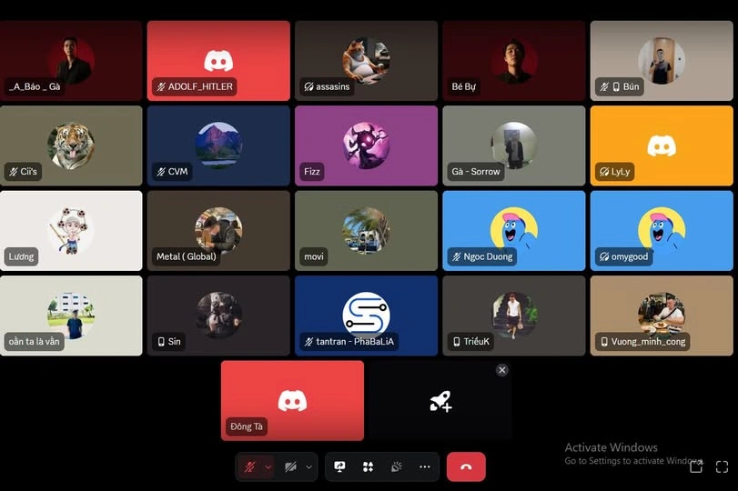 kpx9eeb Game thủ chen nhau "đánh quái" trong ngày đầu ra mắt Tiếu Ngạo Giang Hồ VTC