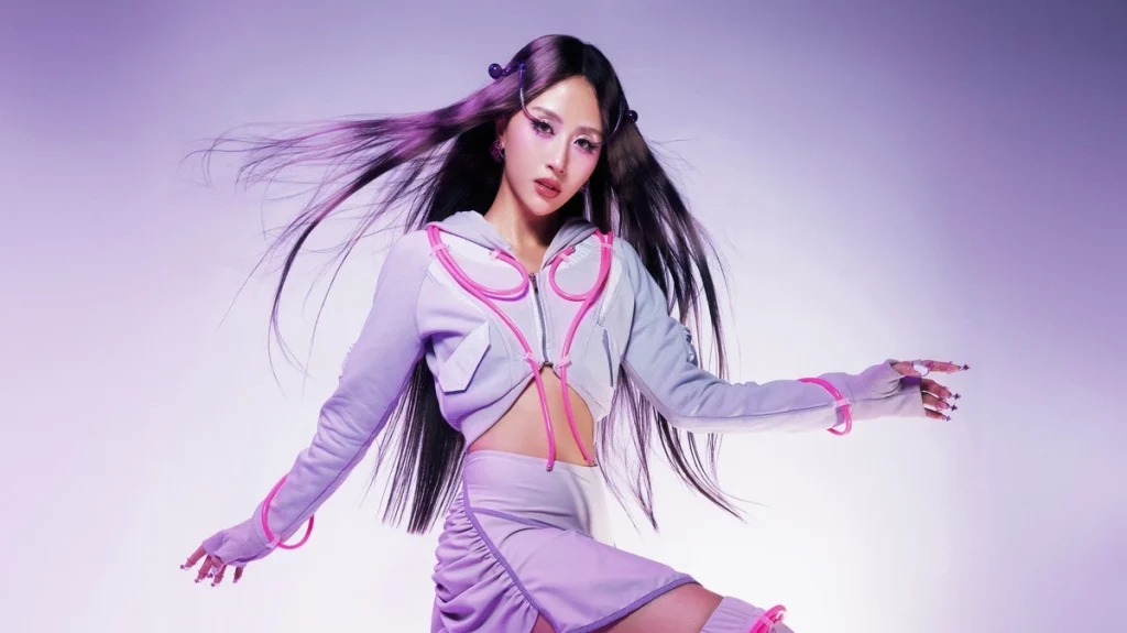 Quỳnh Anh Shyn và sự chỉn chu đáng nể trên sân khấu