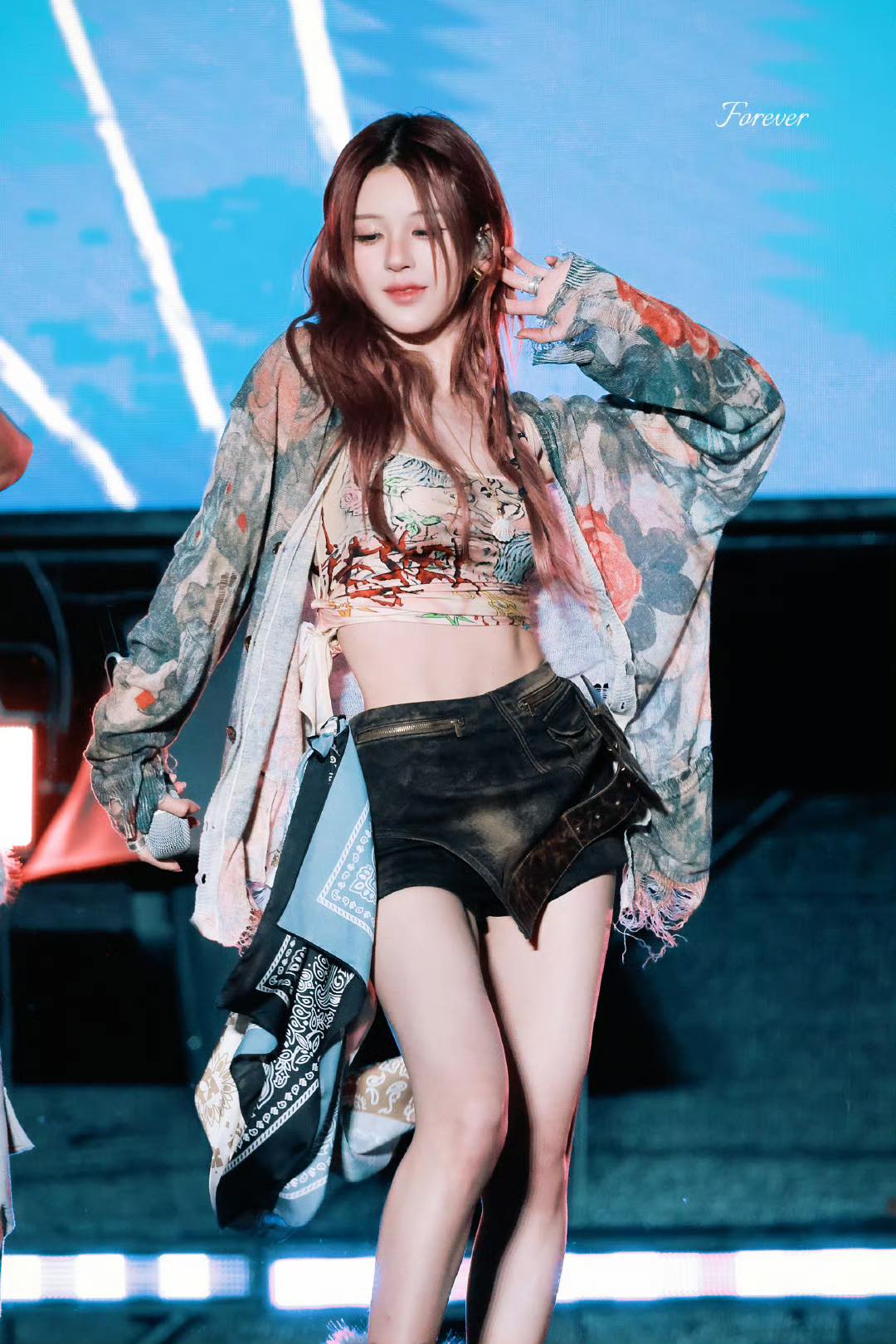 Triệu Lộ Tư ngày càng giống Trịnh Sảng- Ảnh 6.