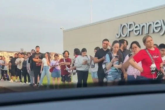 Mặc kệ thương chiến Mỹ - Trung, nữ sinh y khoa chi đến 5,2 triệu mua thứ này để