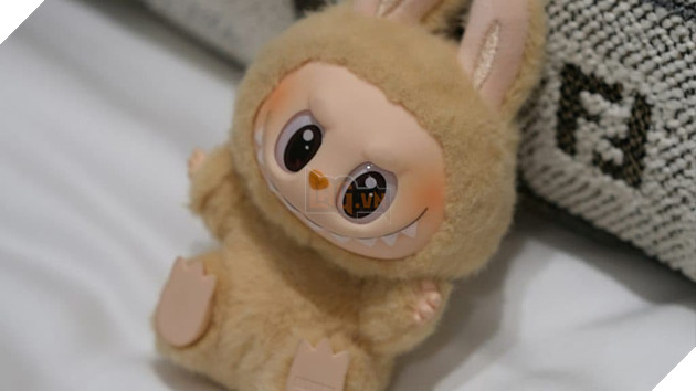 Trung Quoc Cam Cac Ngan Hang Dung Labubu De Thu Hut Khach Hang Labubu đã nhanh chóng nổi tiếng nhờ vào ca sĩ Lisa