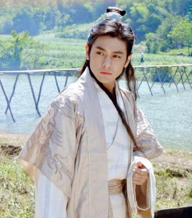 Ngoại hình gây sốc tột độ của Lâm Chí Dĩnh, dụi mắt 1000 lần vẫn không thể nhận ra- Ảnh 4.