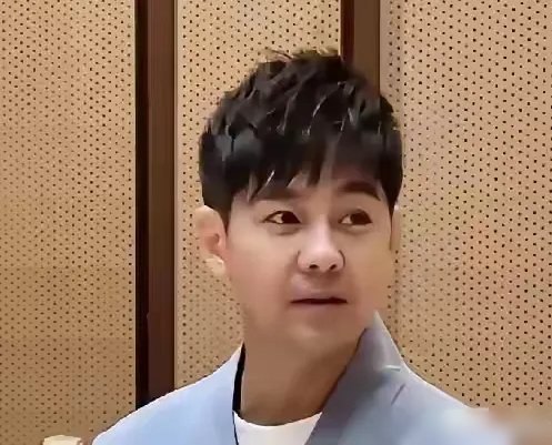 Ngoại hình gây sốc tột độ của Lâm Chí Dĩnh, dụi mắt 1000 lần vẫn không thể nhận ra- Ảnh 3.