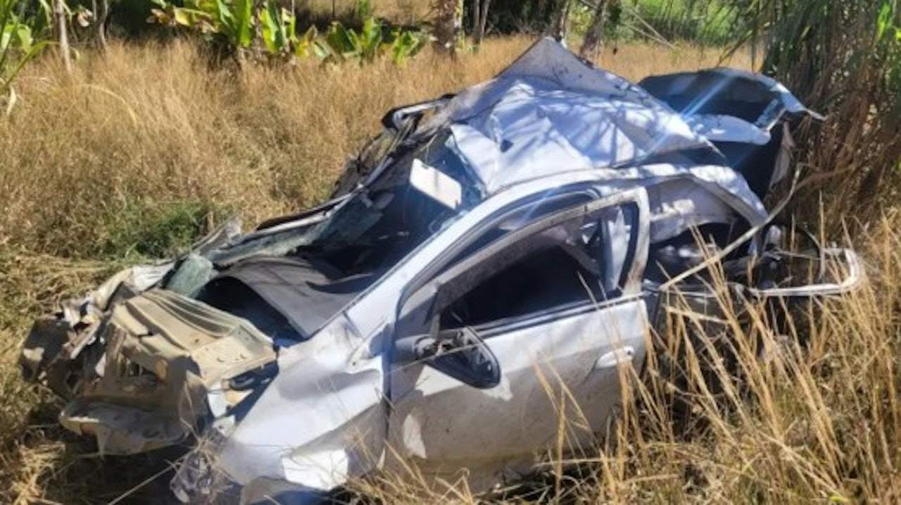 lam-chuyen-ay-tren-xe-cap-doi-khong-may-roi-xuong-vuc-5-1755333706-975-width1280height717 Làm “chuyện ấy” trên xe, cặp đôi không may rơi xuống vực - 4