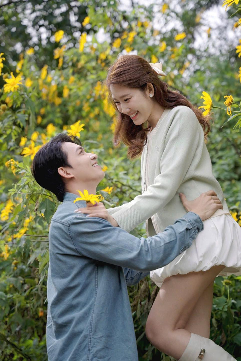 Phim Việt 18+ gây sốc với cảnh nóng khét lẹt: Bạo đến mức ai cũng bức thở, cặp chính đẹp đôi nhất nhì Vbiz- Ảnh 9.