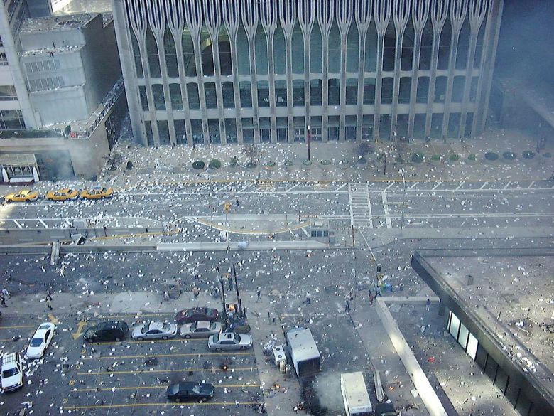 24 năm sau thảm kịch 11/9, những thước phim lần đầu được công bố khiến cả thế giới bàng hoàng- Ảnh 5. 24 năm sau thảm kịch 11/9, những thước phim lần đầu được công bố khiến cả thế giới bàng hoàng- Ảnh 5.