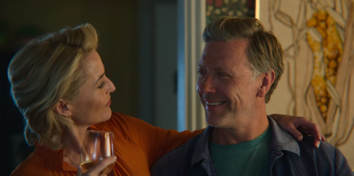 Xem phim Sex Education tôi nhận ra đây là người đàn ông tuyệt vời nhất, hiếm ai có thể sánh bằng- Ảnh 2. Xem phim Sex Education tôi nhận ra đây là người đàn ông tuyệt vời nhất, hiếm ai có thể sánh bằng- Ảnh 2.