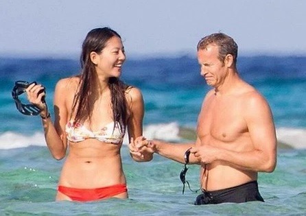 1 Hoa hậu trắng trợn giật bồ đại gia của cô giáo, giờ sống chui nhủi không ngóc đầu lên nổi- Ảnh 10.