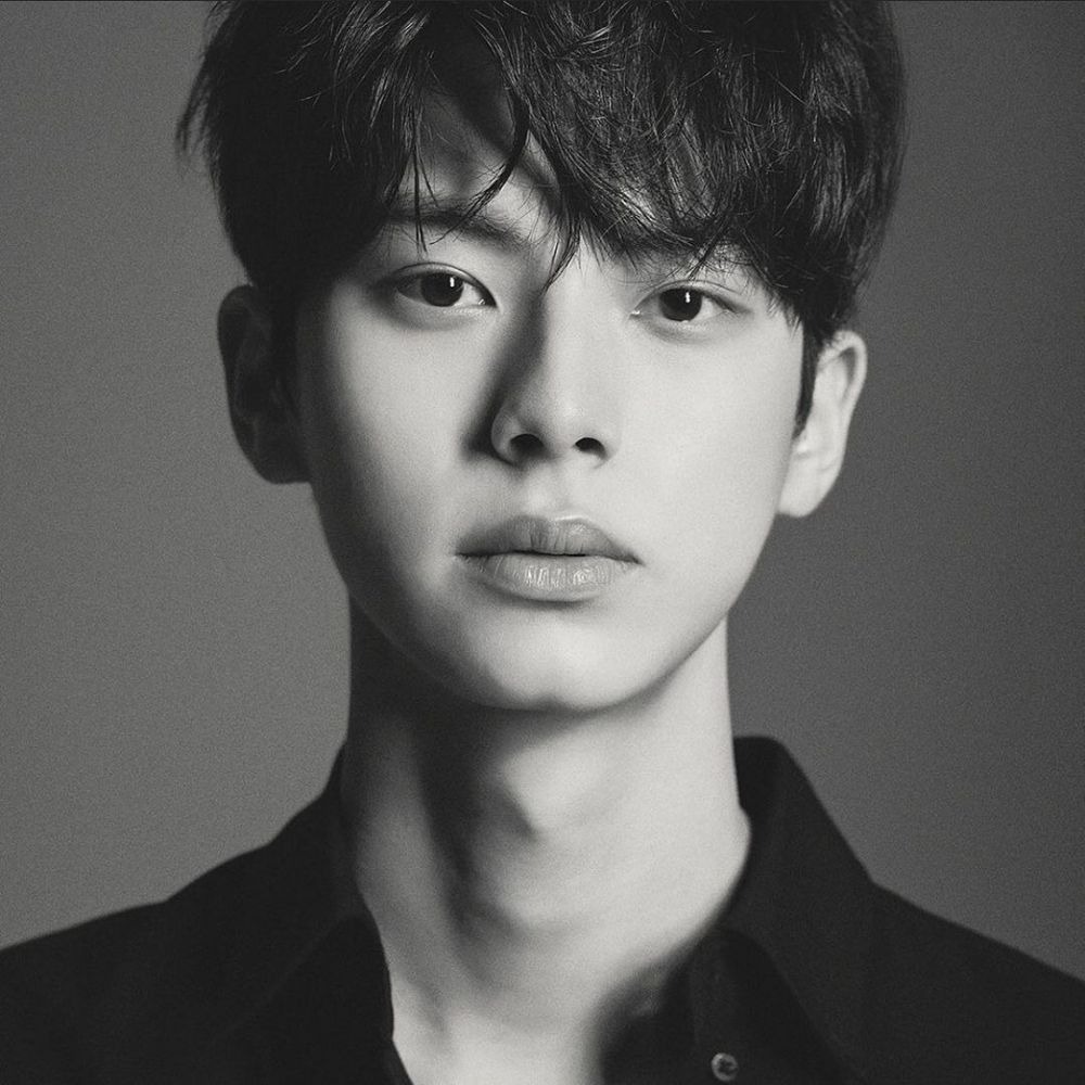 Mỹ nam 2K đang thống trị 42 quốc gia chính thức công khai bạn gái, thuyền couple với Yoona (SNSD) lật tan tành!- Ảnh 13. Mỹ nam 2K đang thống trị 42 quốc gia chính thức công khai bạn gái, thuyền couple với Yoona (SNSD) lật tan tành!- Ảnh 13.