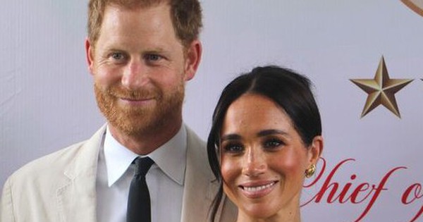 Harry và Meghan đối mặt với nguy cơ bị Hollywood "ghẻ lạnh" 26 Harry và Meghan đối mặt với nguy cơ bị Hollywood "ghẻ lạnh" le 5859355 1735722252319 17357222528991673947014 1735731200254 17357312006881608832832 1735739535191 17357395361071652166062 6 53 316 549 crop 17357395592021122169808jpg