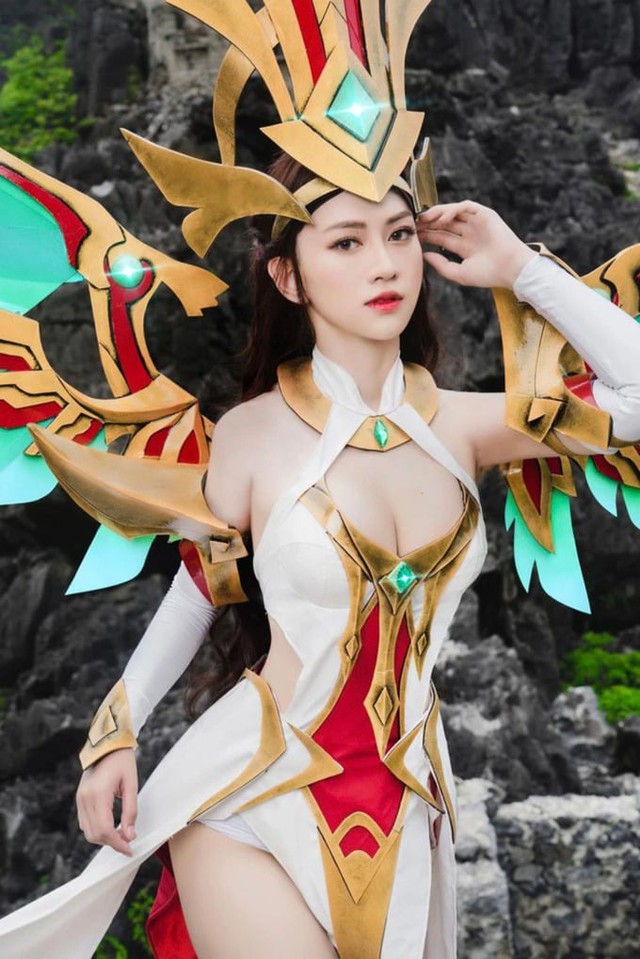 Từng sở hữu những màn cosplay game khiến fan nam điêu đứng, hot girl giờ đây chinh phục phim giờ vàng- Ảnh 5.