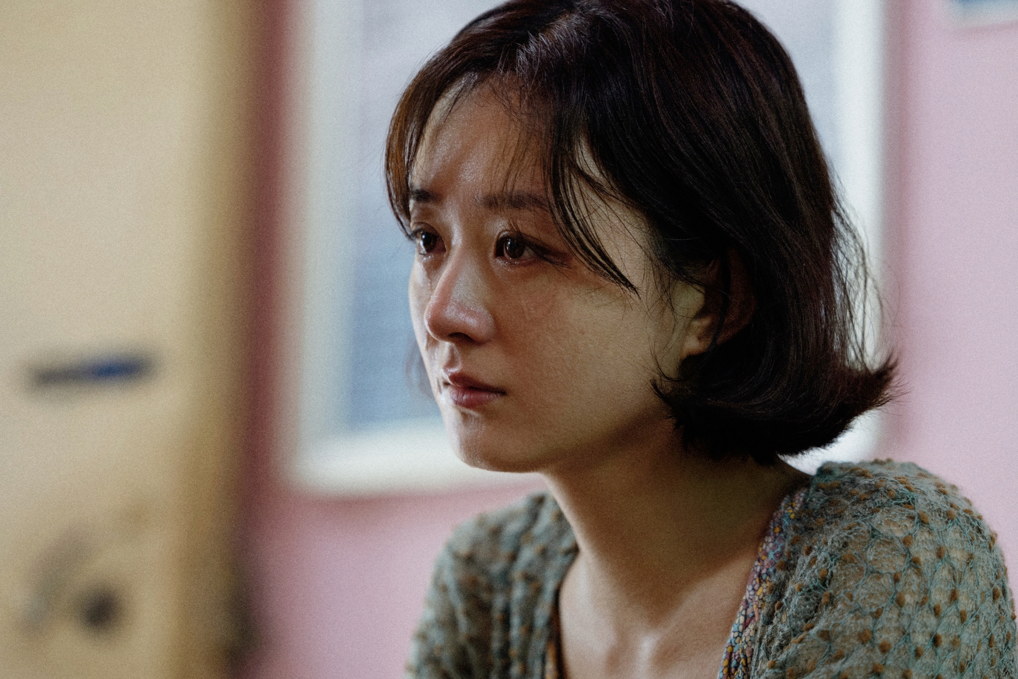 Triệu Lệ Dĩnh đang tự đẩy mình vào tình huống nguy hiểm- Ảnh 4.